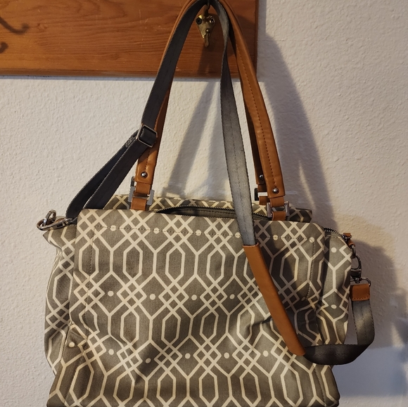 Petunia Pickle Botttom Diaper bag - Picture 4 of 5
